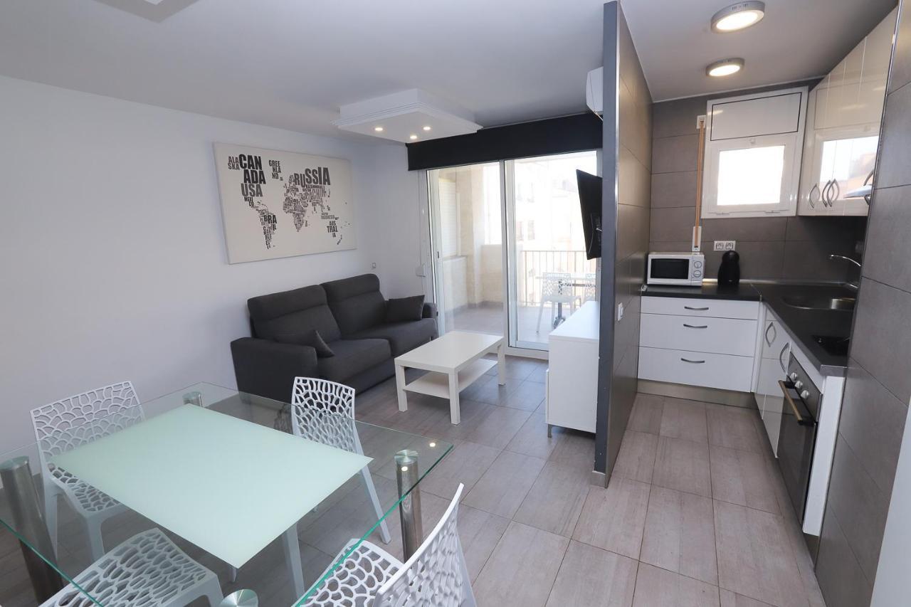Апартаменти Differentflats Grd Салоу Екстер'єр фото